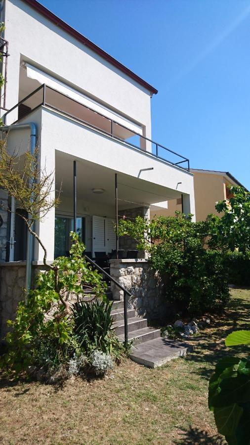 Sol Apartment *